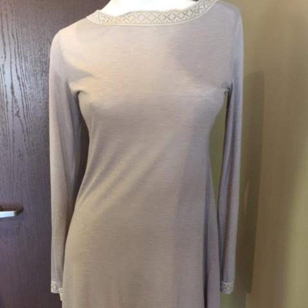 NWT Valery short nighgown, Long sleeve